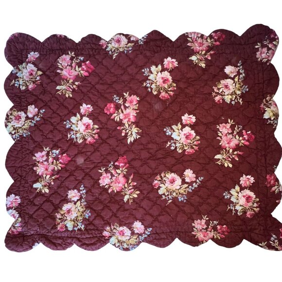 The Company Store VTG Quilted Pillow Shams BRG Floral & Stripes Scallop Edges - Picture 1 of 9